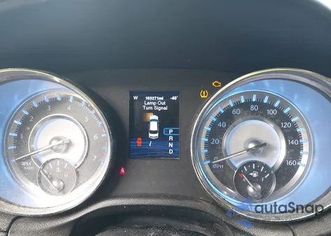 2012 Chrysler 300C Awd из США, поврежденный, VIN 2C3CCAKT7CH278268